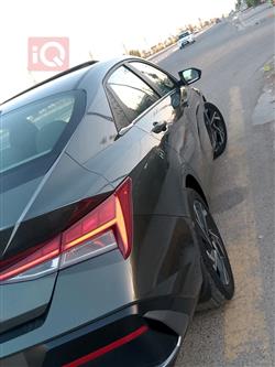 هیوندای ئەلەنترا